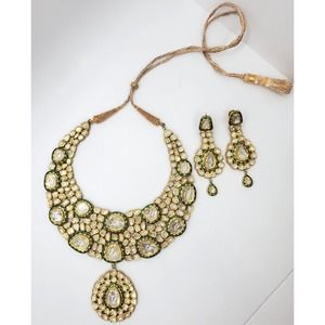 Indian 18Kt Rose Cut Diamond Necklace With Earrings